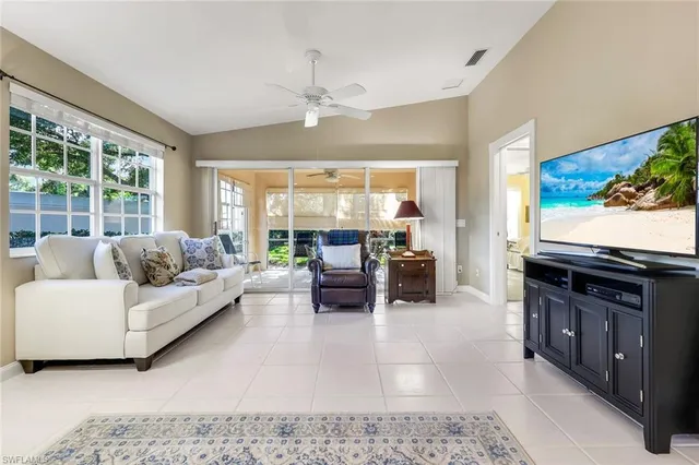$449,000 | 3333 Cayman Lane, Naples, FL 34119