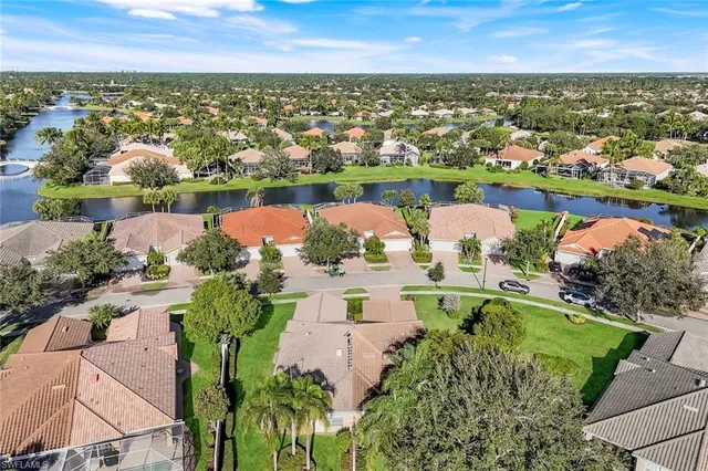 $449,000 | 3333 Cayman Lane, Naples, FL 34119