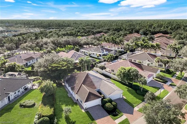 $449,000 | 3333 Cayman Lane, Naples, FL 34119