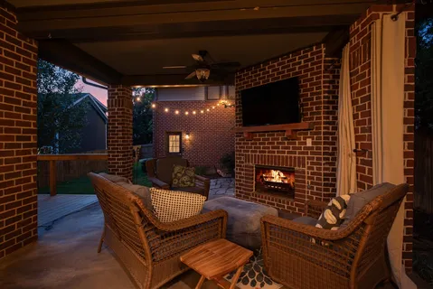 $1,650,000 | 913 Fatherland Street, Nashville, TN 37206