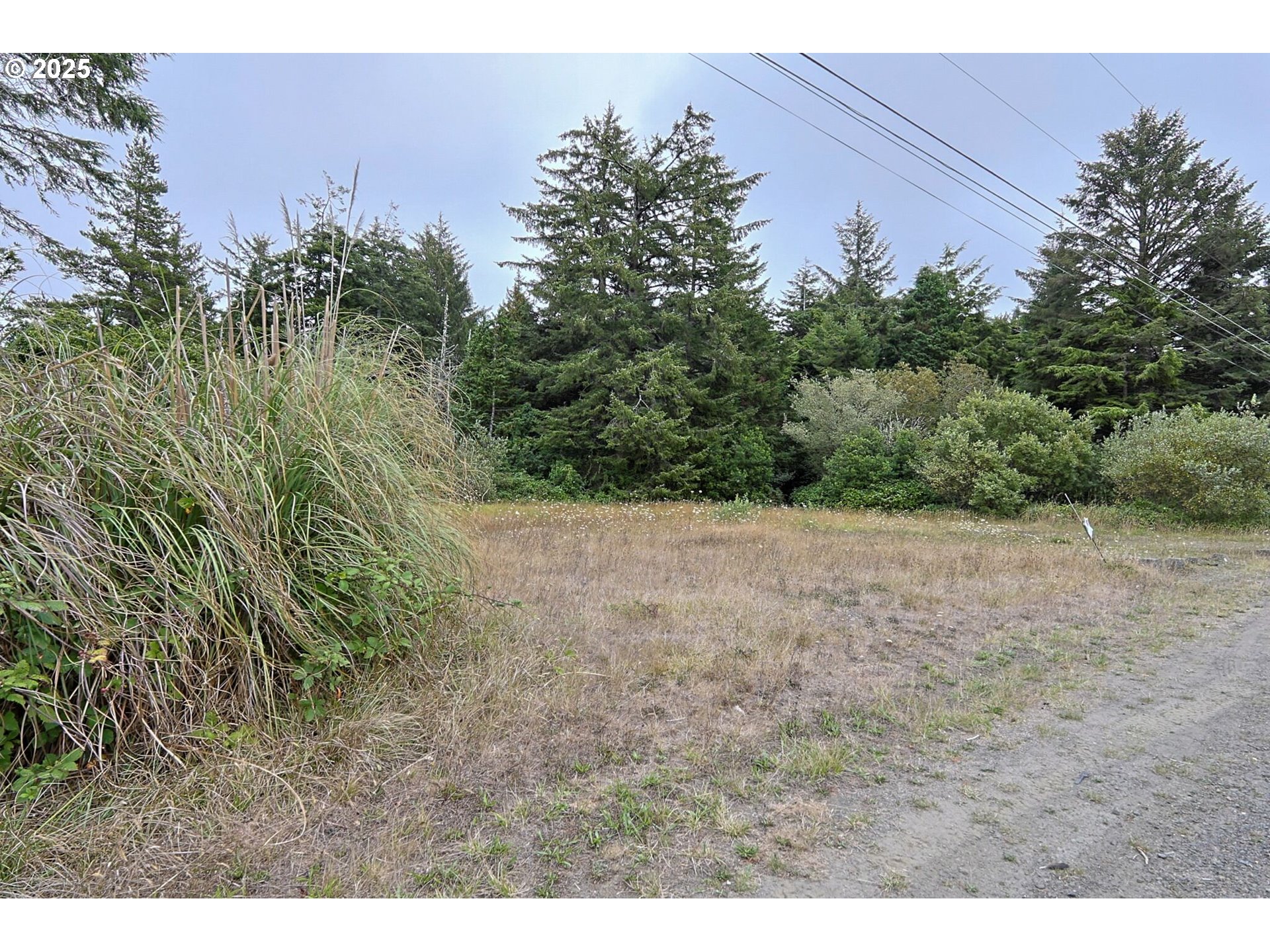 63817 Wallace Road Coos Bay, OR 97420 - Photo 9 of 12 Gallery Image 9