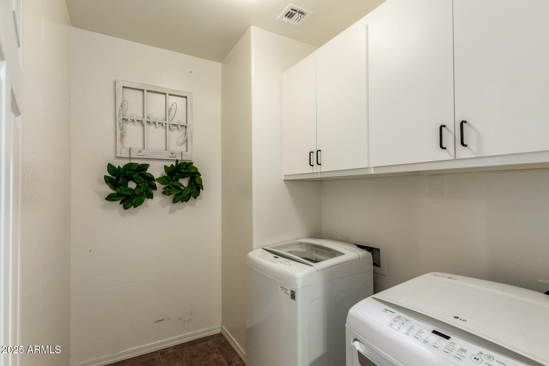5660 South Colt Mesa, AZ 85212 - Photo 24 of 34 a utility room with dryer and washer