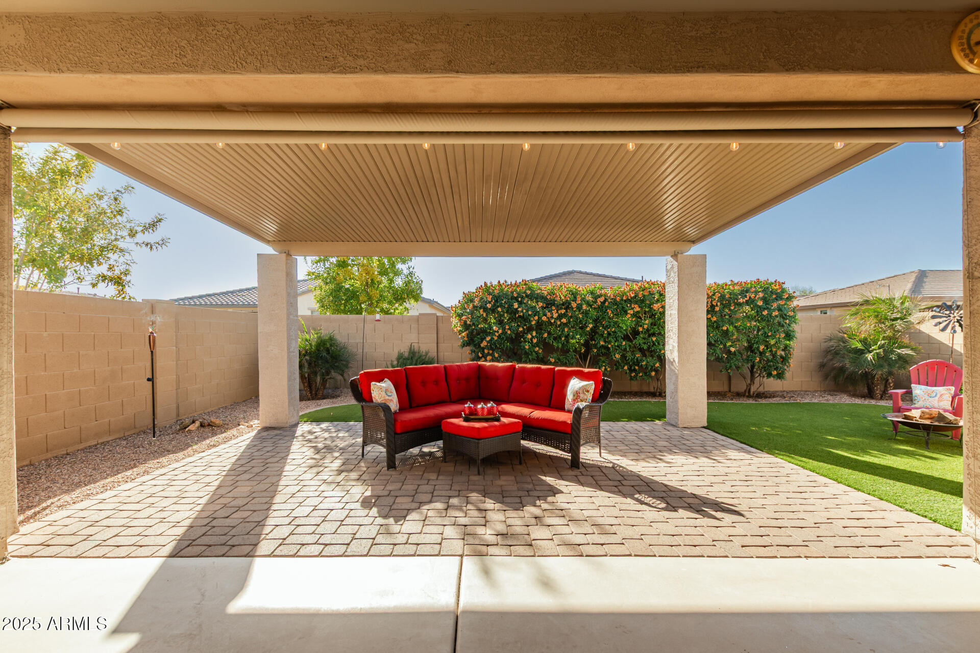 5660 South Colt Mesa, AZ 85212 - Photo 5 of 34 a view of sitting area with furniture in front of house