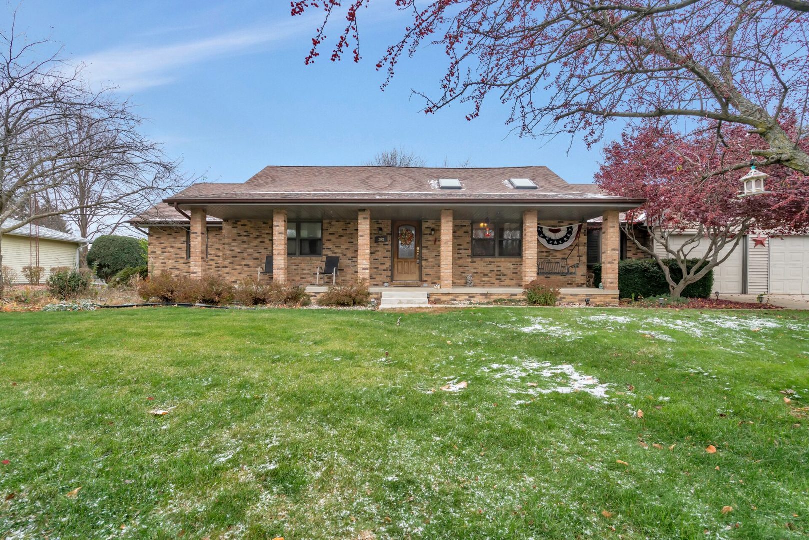 308 San Carlos Road Minooka, IL 60447 - Photo 1 of 25 a front view of house with yard and green space
