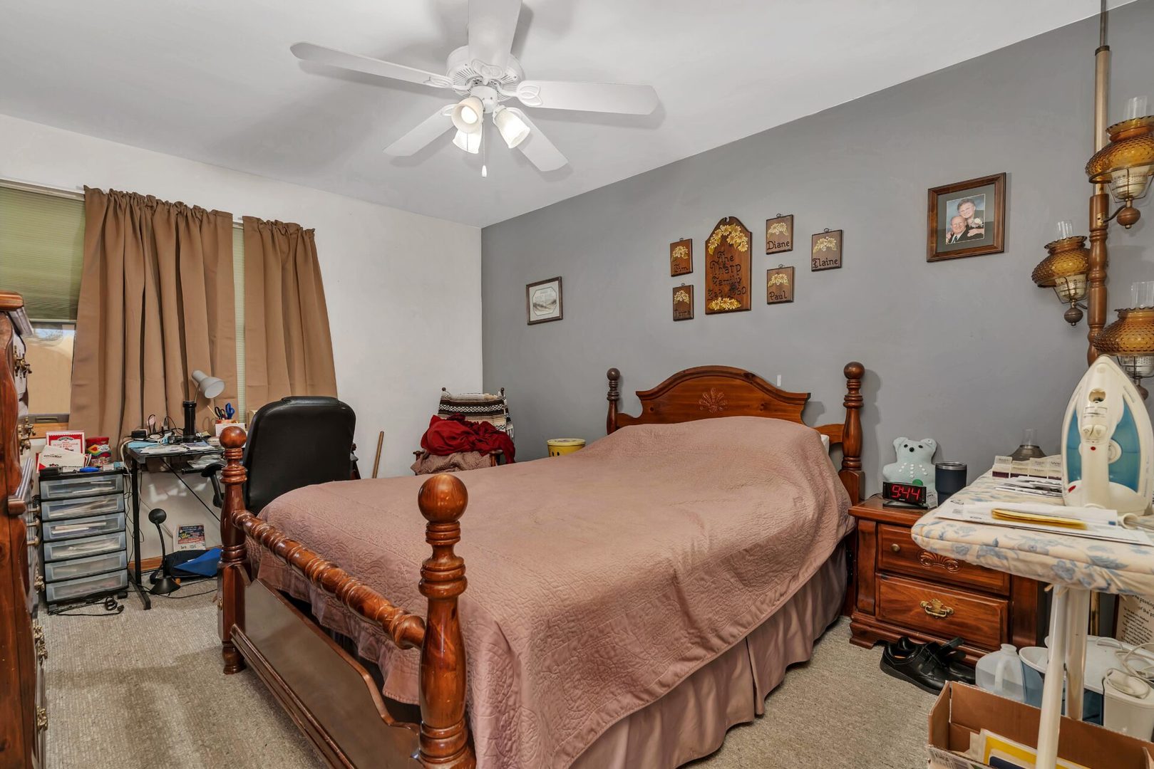 308 San Carlos Road Minooka, IL 60447 - Photo 13 of 25 a bedroom with a bed and a chandelier