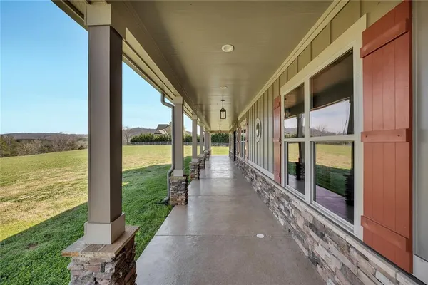 $1,445,000 | 15 Lauren Lane, Rydal, GA 30171