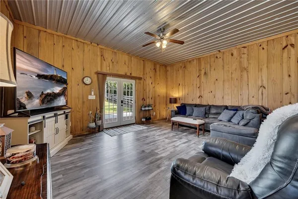 $1,399,000 | 15 Lauren Lane, Rydal, GA 30171