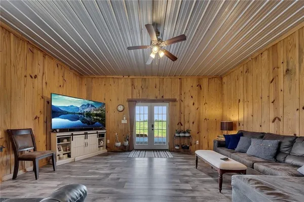 $1,445,000 | 15 Lauren Lane, Rydal, GA 30171