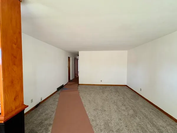 $244,900 | 1915 169th Street, Hammond, IN 46324