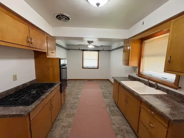 $244,900 | 1915 169th Street, Hammond, IN 46324