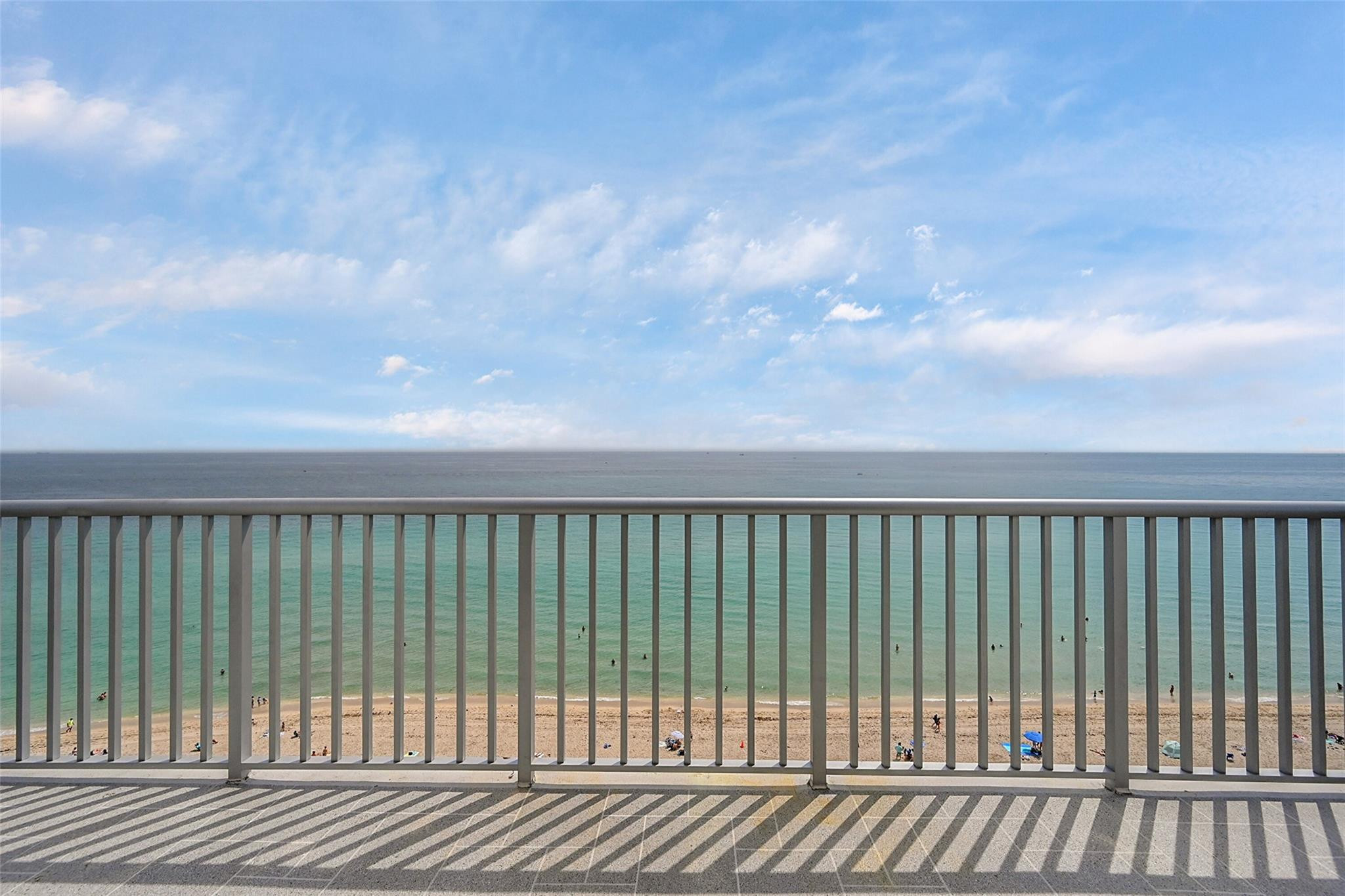 400 North Surf Road, Unit RGA Hollywood, FL 33019 - Photo 11 of 42 Photo 11