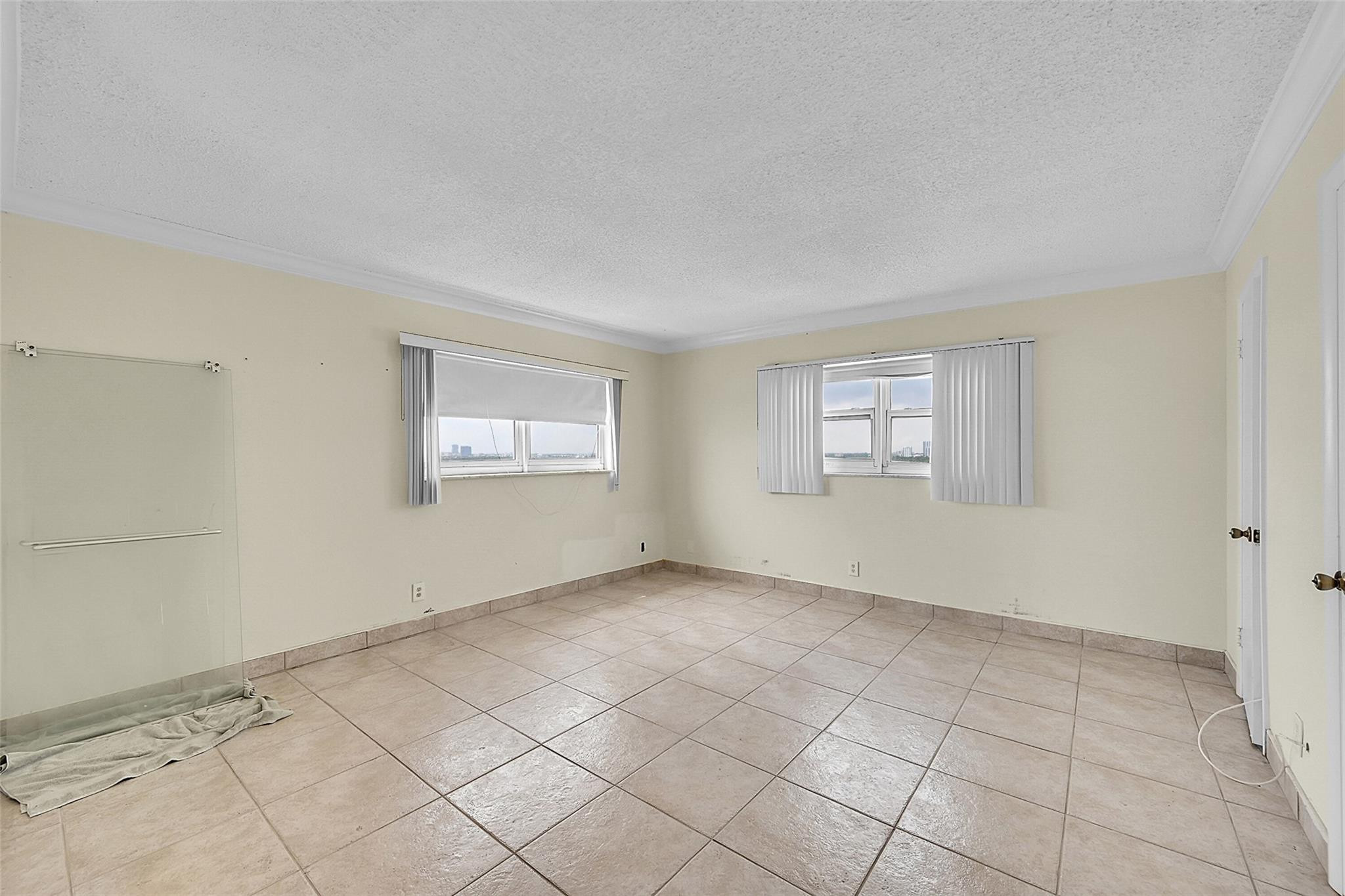 400 North Surf Road, Unit RGA Hollywood, FL 33019 - Photo 42 of 42 Photo 42