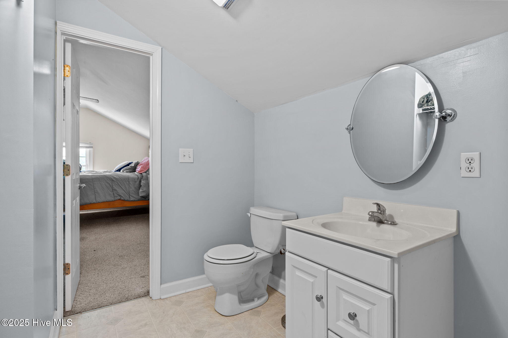 477 Harkers Island Road Beaufort, NC 28516 - Photo 26 of 38 Upstairs Bathroom