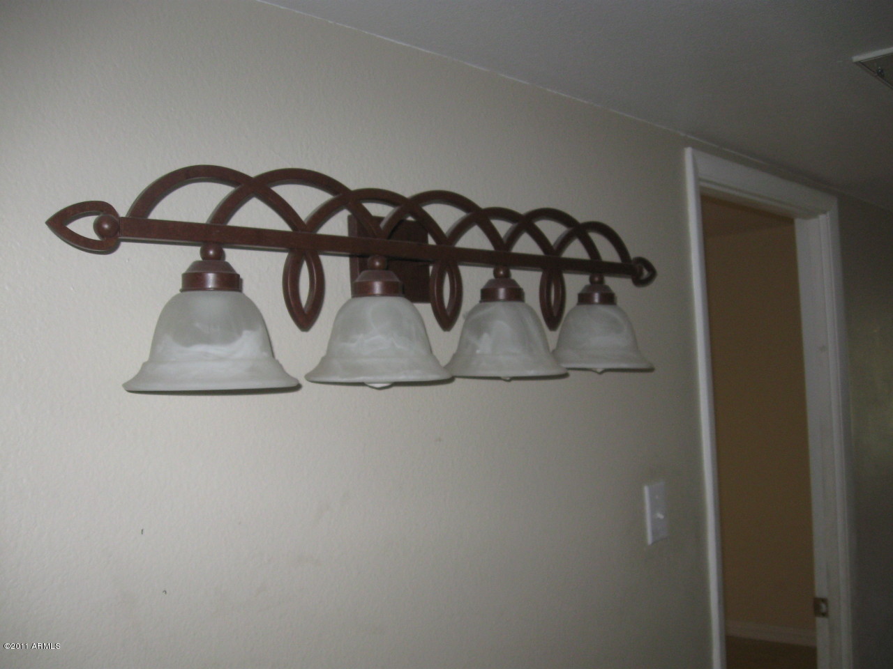 3637 West Greenway Road Phoenix, AZ 85053 - Photo 10 of 20 fixtures