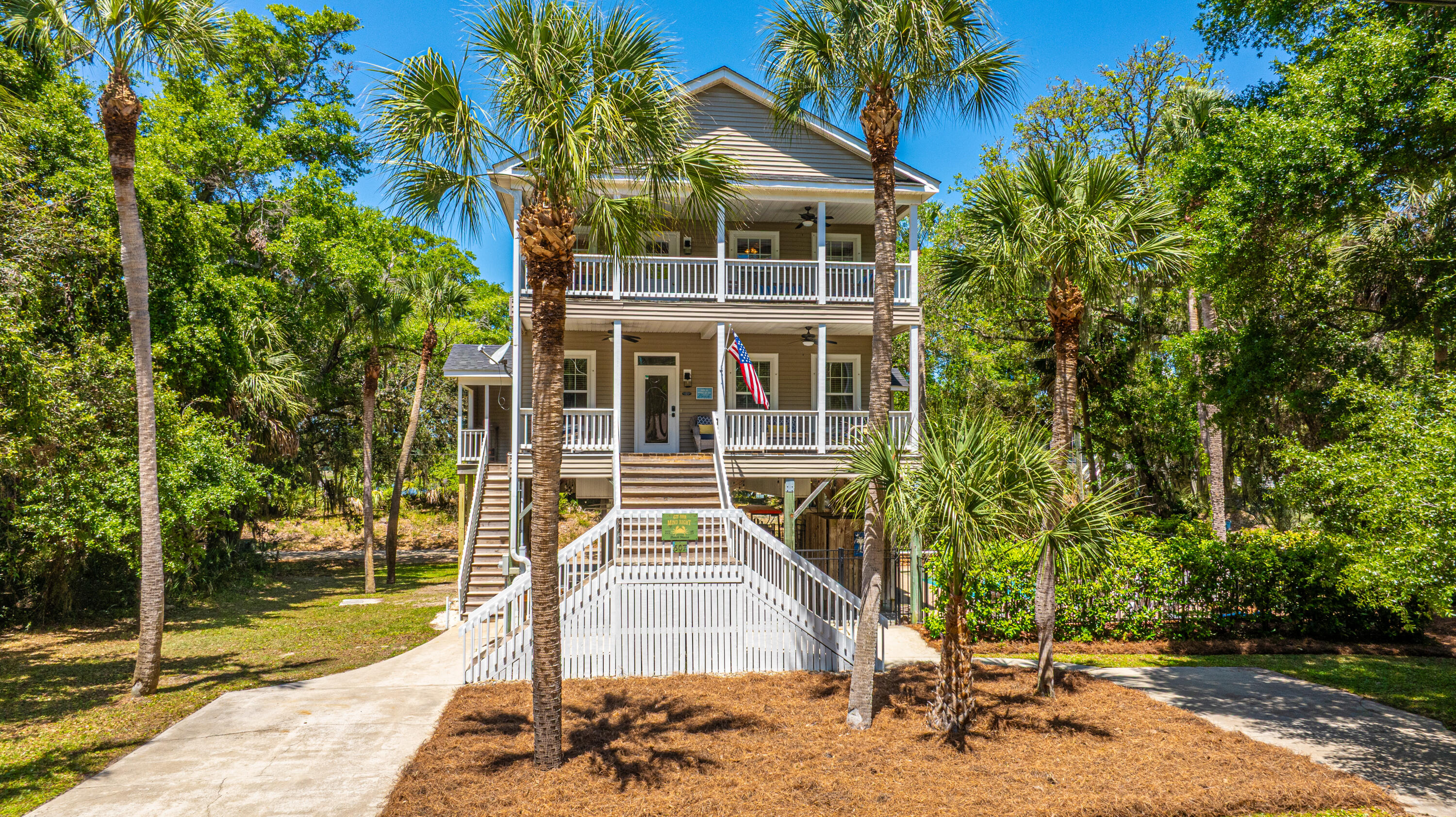 607 Jungle Road Edisto Beach, SC 29438 - Photo 1 of 58 607JungleRd049