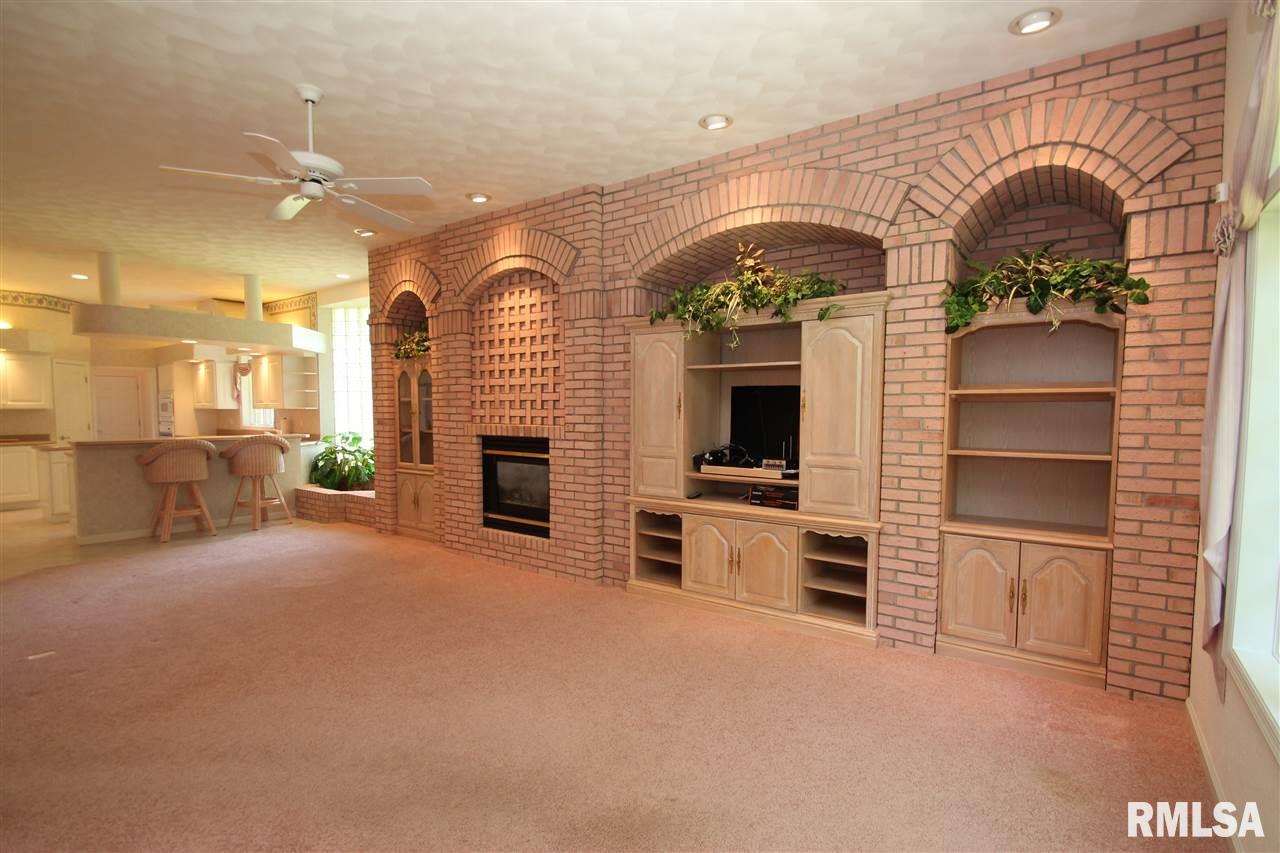 131 Maple Ridge Drive Morton, IL 61550 - Photo 13 of 36 Gallery Image 13