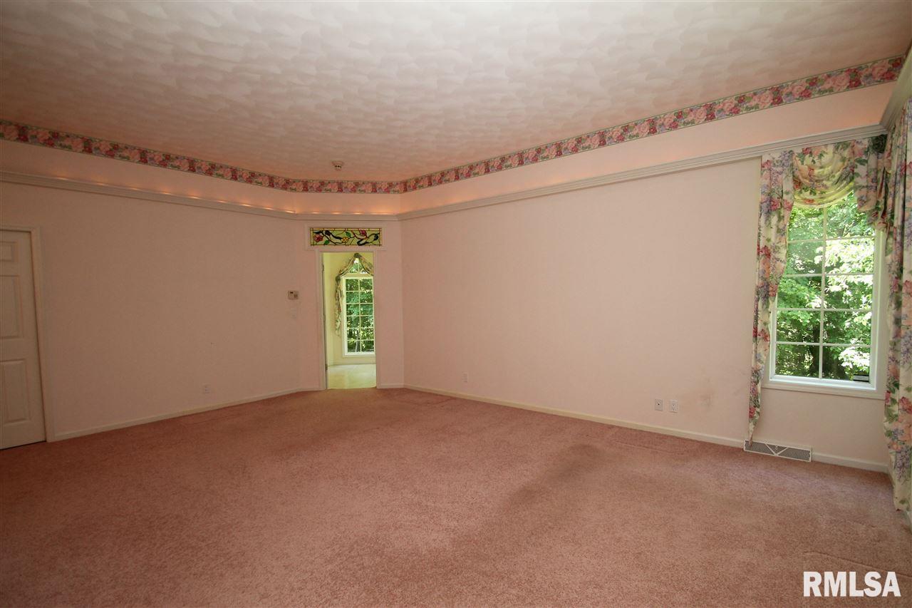 131 Maple Ridge Drive Morton, IL 61550 - Photo 18 of 36 Gallery Image 18