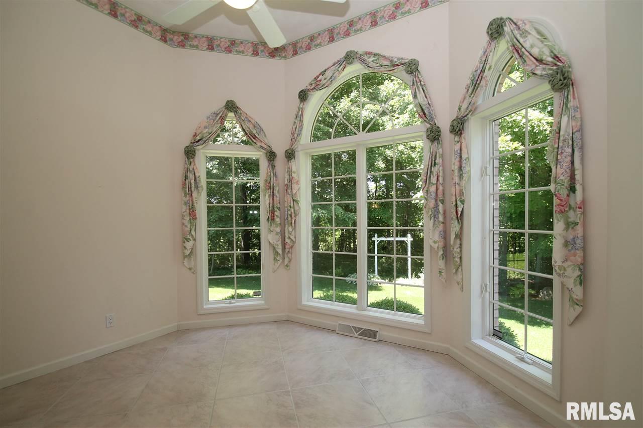 131 Maple Ridge Drive Morton, IL 61550 - Photo 19 of 36 Gallery Image 19