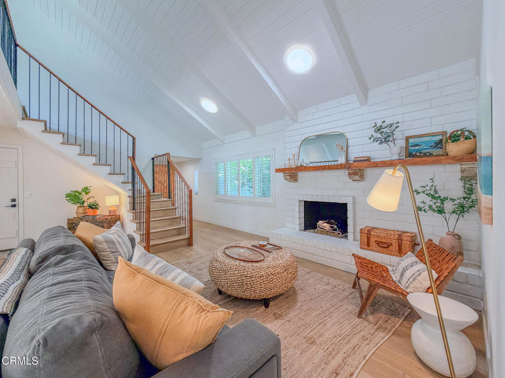 4954 Dolphin Way Oxnard, CA 93035 - Photo 12 of 40