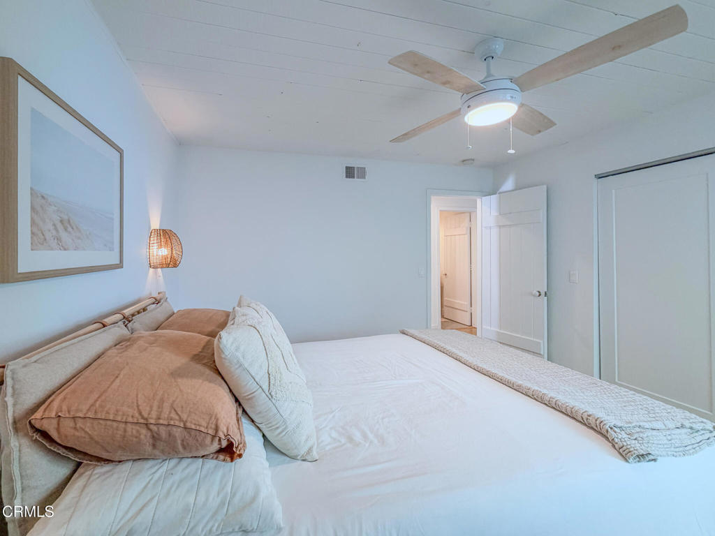 4954 Dolphin Way Oxnard, CA 93035 - Photo 19 of 40