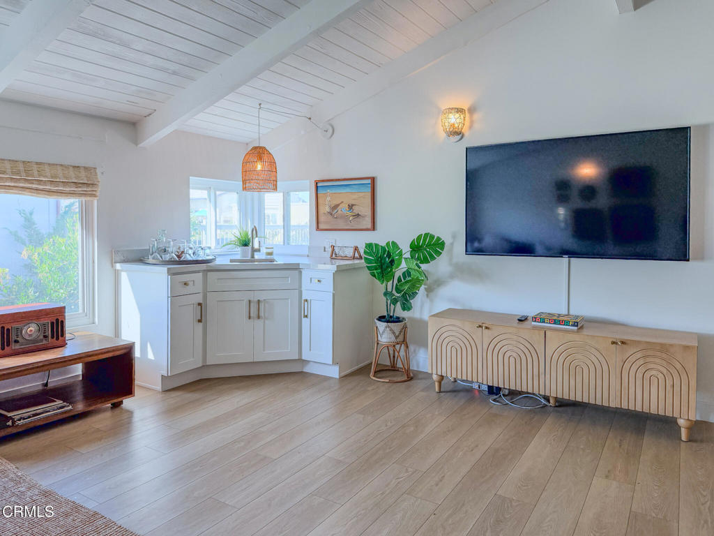 4954 Dolphin Way Oxnard, CA 93035 - Photo 37 of 40