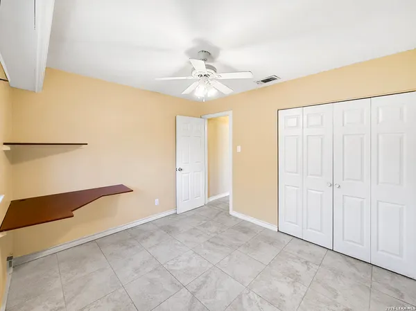 $1,750 | 7750 Pipers Hill, San Antonio, TX 78251
