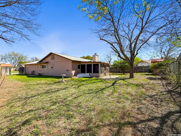 $1,750 | 7750 Pipers Hill, San Antonio, TX 78251