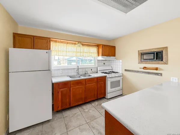 $1,750 | 7750 Pipers Hill, San Antonio, TX 78251