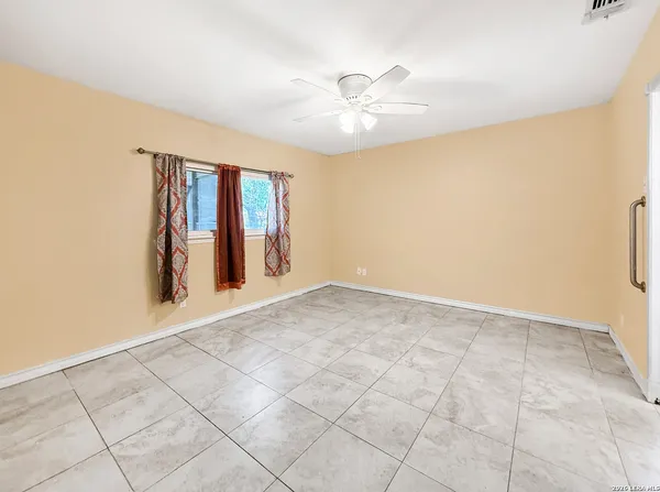 $1,750 | 7750 Pipers Hill, San Antonio, TX 78251