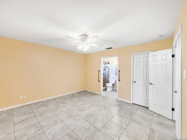 $1,750 | 7750 Pipers Hill, San Antonio, TX 78251
