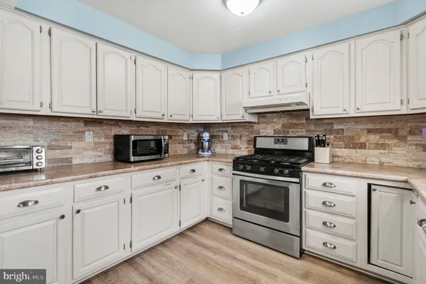 $439,000 | 312 Woodlawn Avenue, Willow Grove, PA 19090