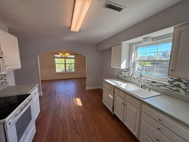 $3,500 | 1544 Ocean Neighbors Boulevard, Charleston, SC 29412