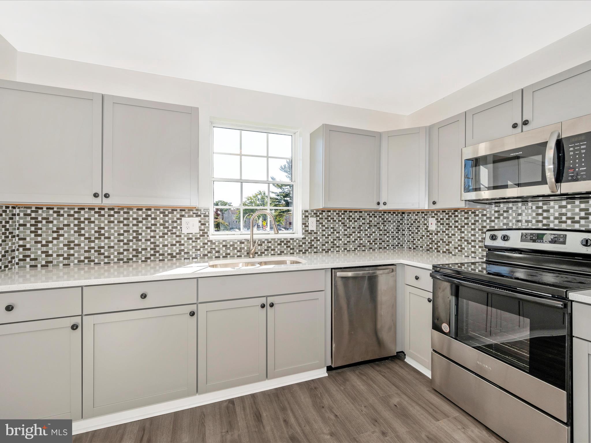 1401 Key Parkway, Unit 302 Frederick, MD 21702 - Photo 18 of 51 Kitchen