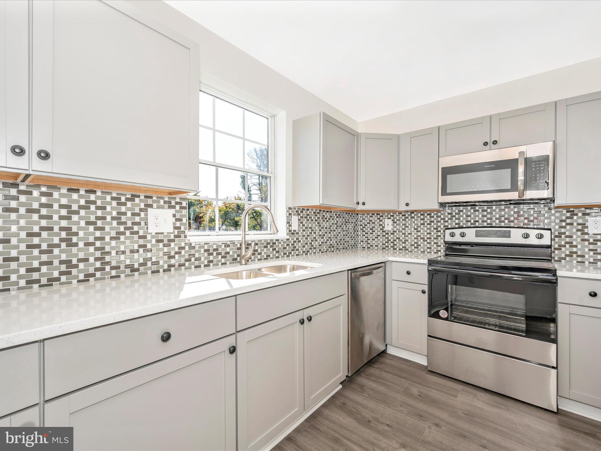 1401 Key Parkway, Unit 302 Frederick, MD 21702 - Photo 20 of 51 Kitchen