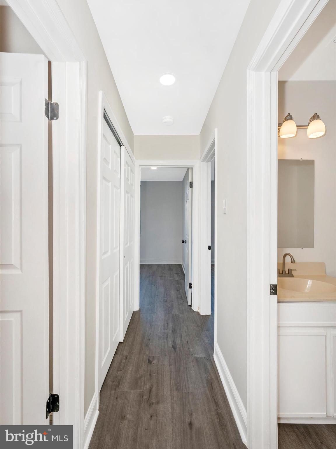 1401 Key Parkway, Unit 302 Frederick, MD 21702 - Photo 23 of 51 Hall