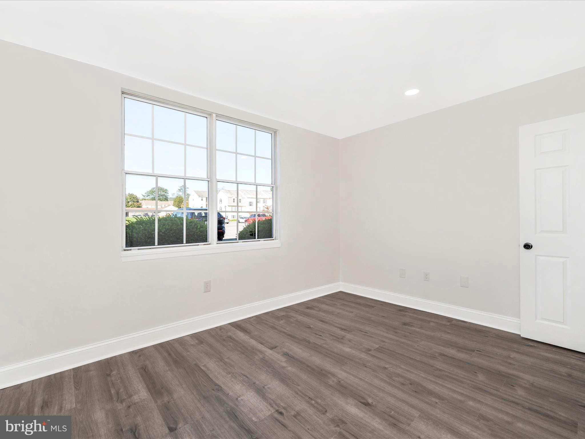 1401 Key Parkway, Unit 302 Frederick, MD 21702 - Photo 29 of 51 Primary Bedroom