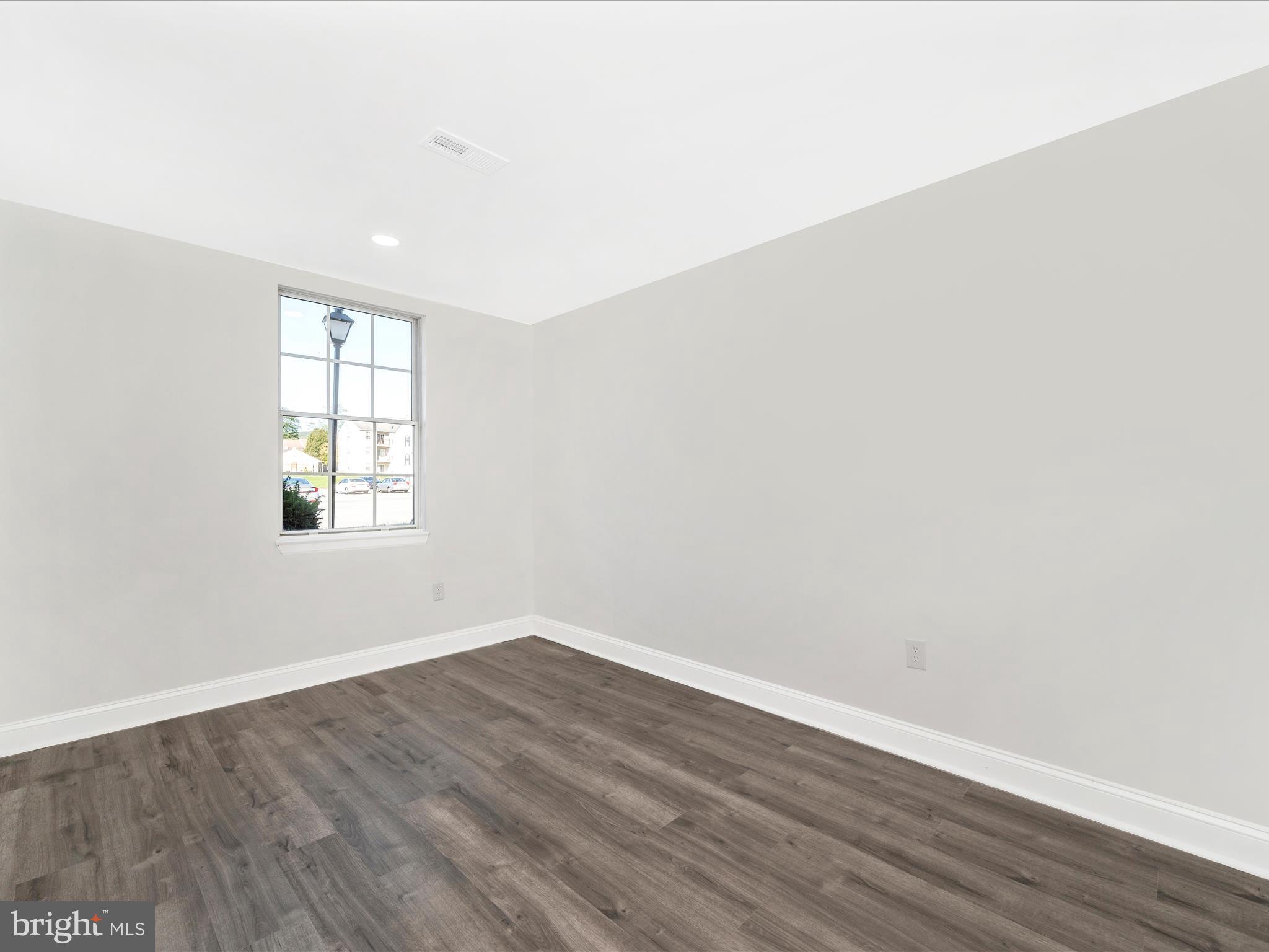 1401 Key Parkway, Unit 302 Frederick, MD 21702 - Photo 34 of 51 Bedroom 2