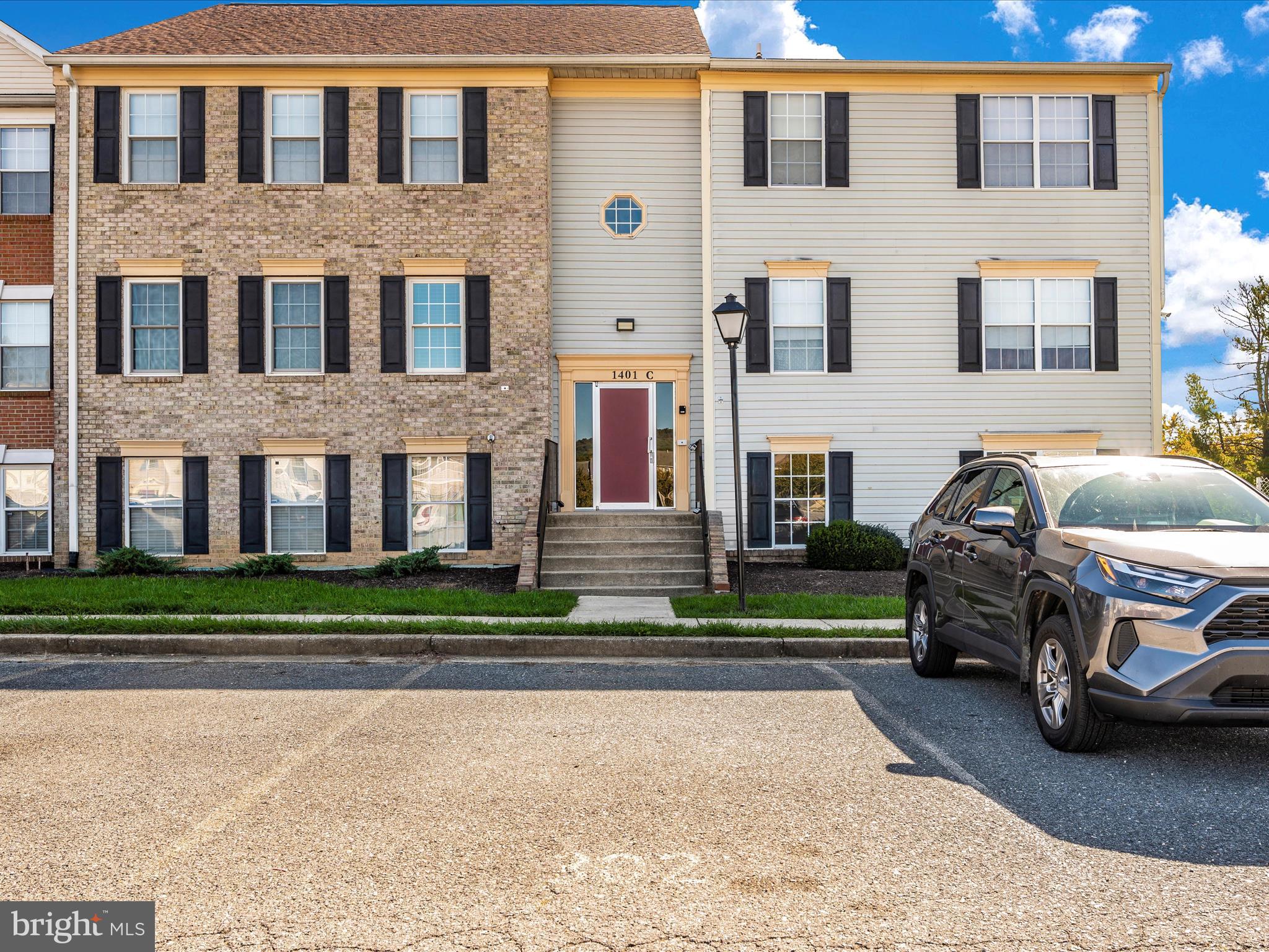 1401 Key Parkway, Unit 302 Frederick, MD 21702 - Photo 49 of 51 Exterior Front
