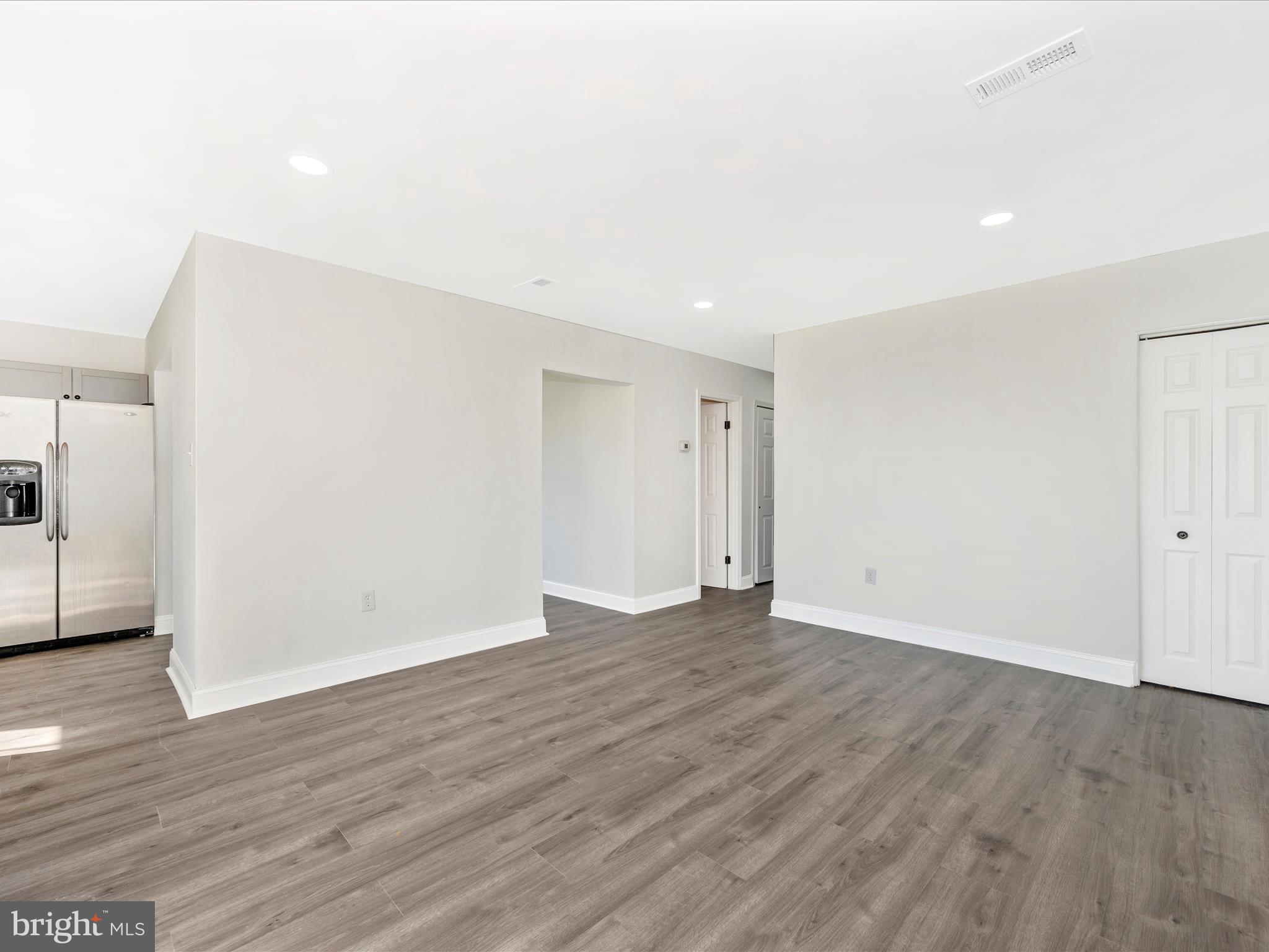 1401 Key Parkway, Unit 302 Frederick, MD 21702 - Photo 8 of 51 Living Room