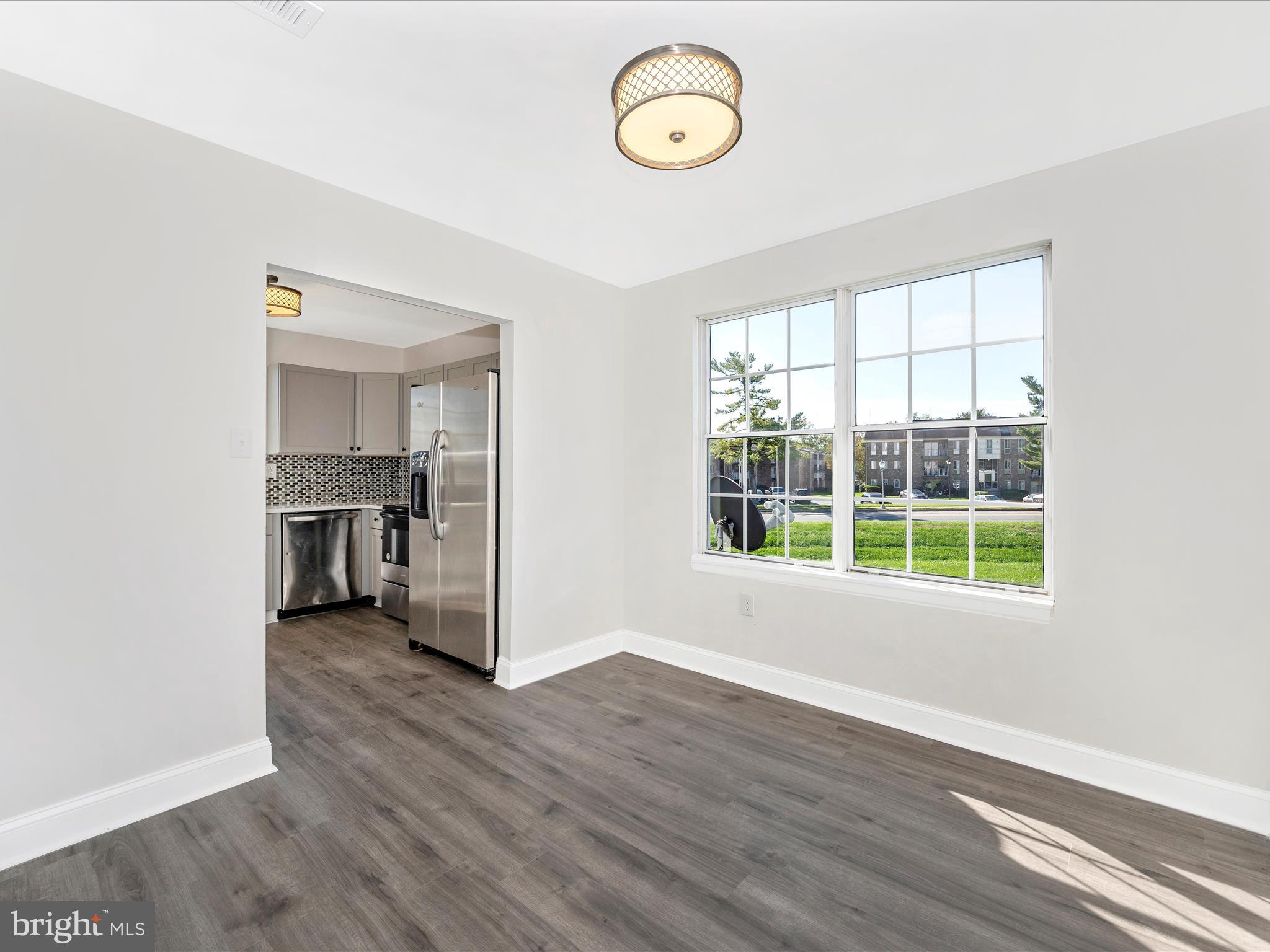 1401 Key Parkway, Unit 302 Frederick, MD 21702 - Photo 9 of 51 Dining Room