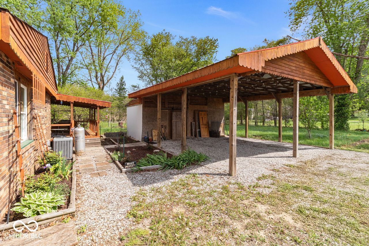 1591 South Graveyard Road Paragon, IN 46166 - Photo 4 of 30 Gallery Image 4