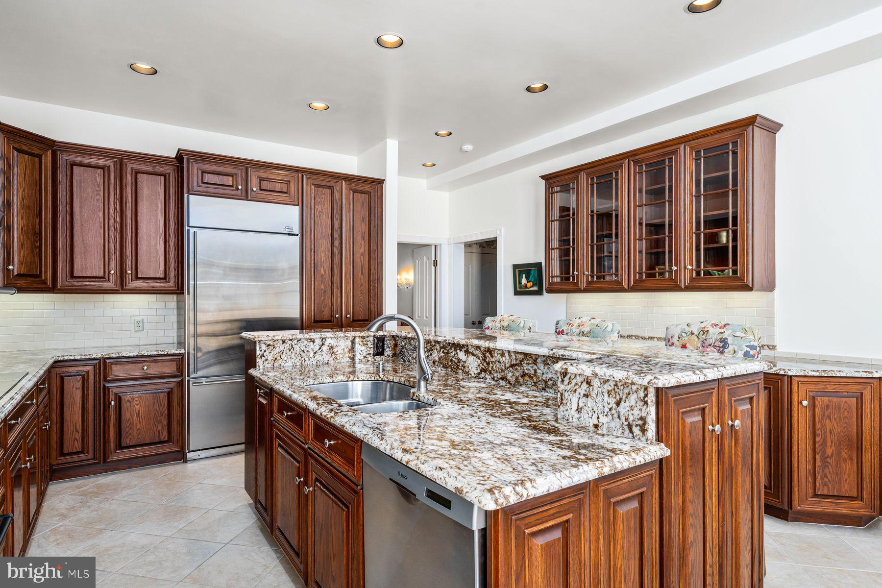 916 Exeter Crest Villanova, PA 19085 - Photo 13 of 39