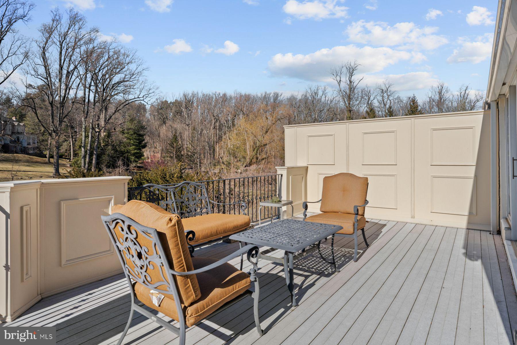 916 Exeter Crest Villanova, PA 19085 - Photo 18 of 39