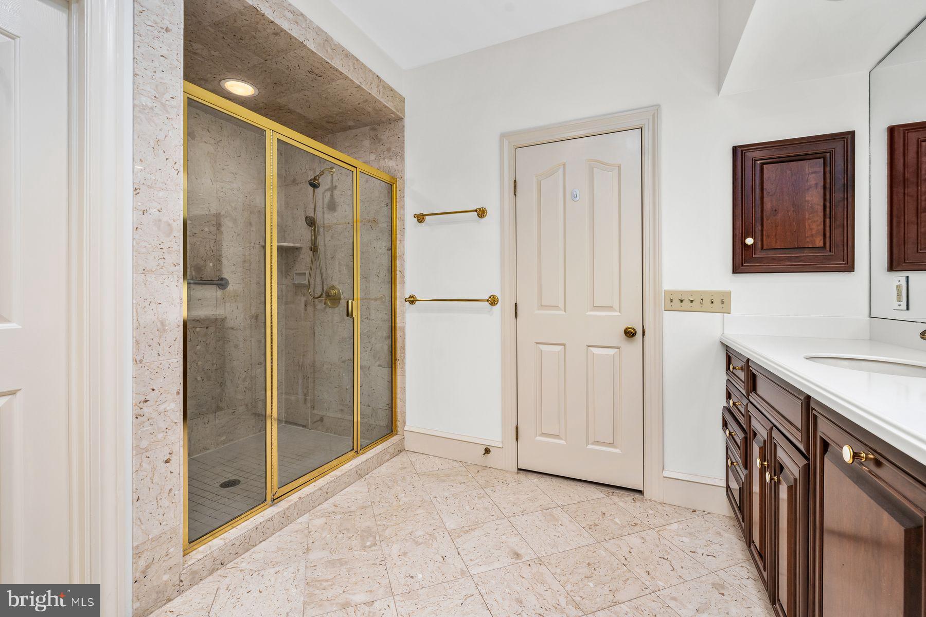 916 Exeter Crest Villanova, PA 19085 - Photo 25 of 39