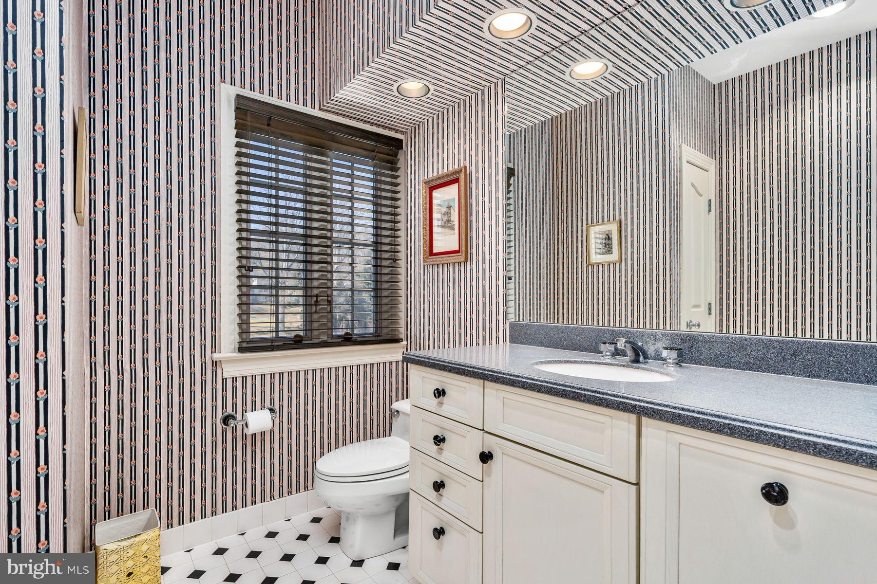 916 Exeter Crest Villanova, PA 19085 - Photo 30 of 39