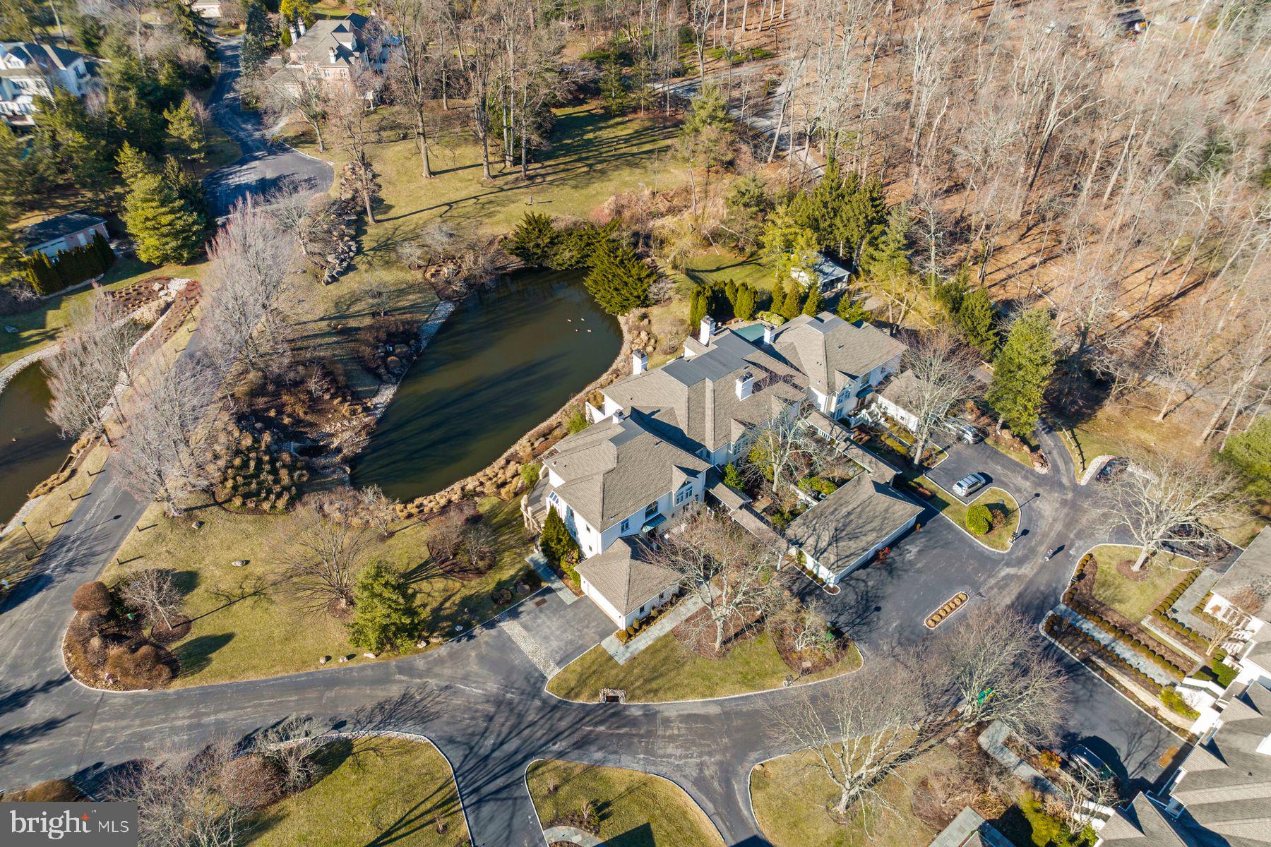 916 Exeter Crest Villanova, PA 19085 - Photo 3 of 39