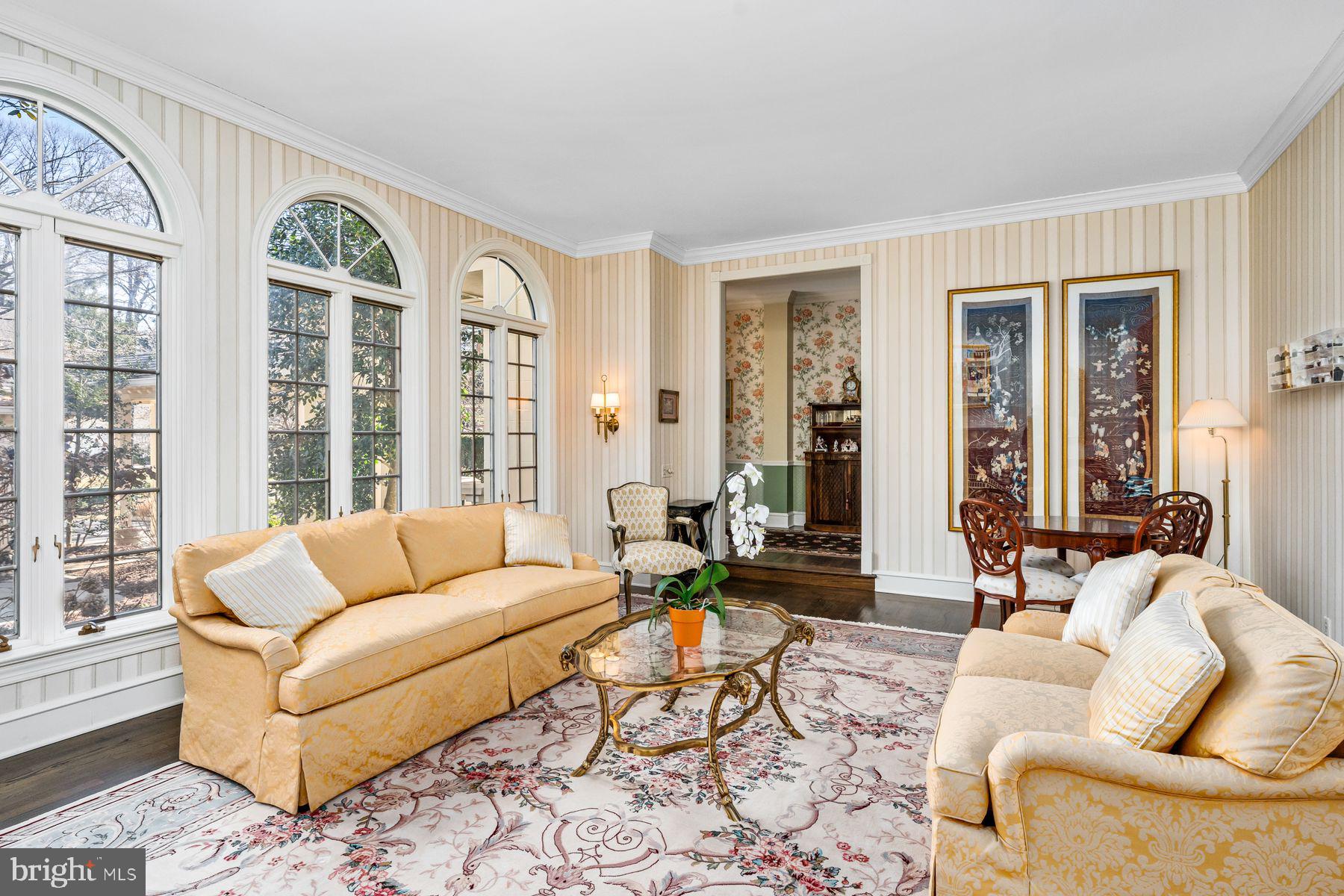 916 Exeter Crest Villanova, PA 19085 - Photo 7 of 39