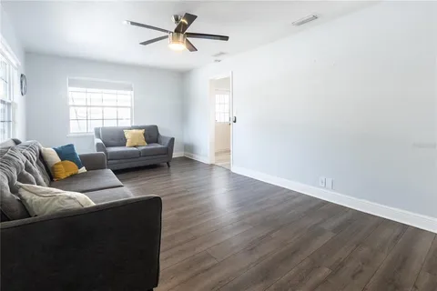 $279,000 | 551 84th Avenue North, St. Petersburg, FL 33702