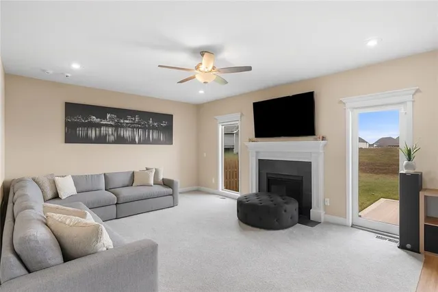 $480,000 | 11016 North Crystal Avenue, Kansas City, MO 64156