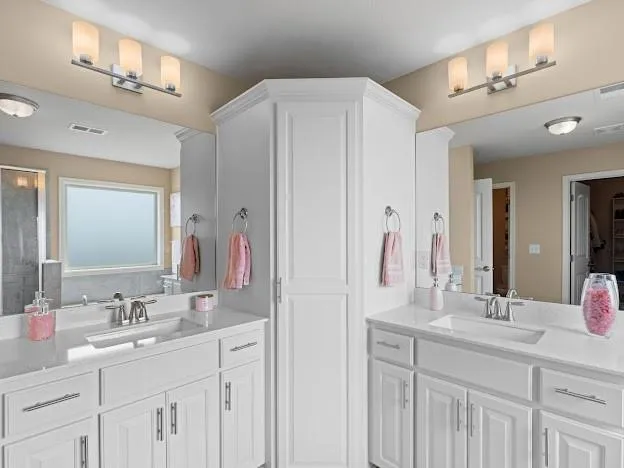 $480,000 | 11016 North Crystal Avenue, Kansas City, MO 64156